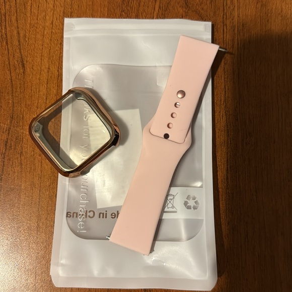 Lot of 7 Fitbit Versa Bands - Picture 4 of 4